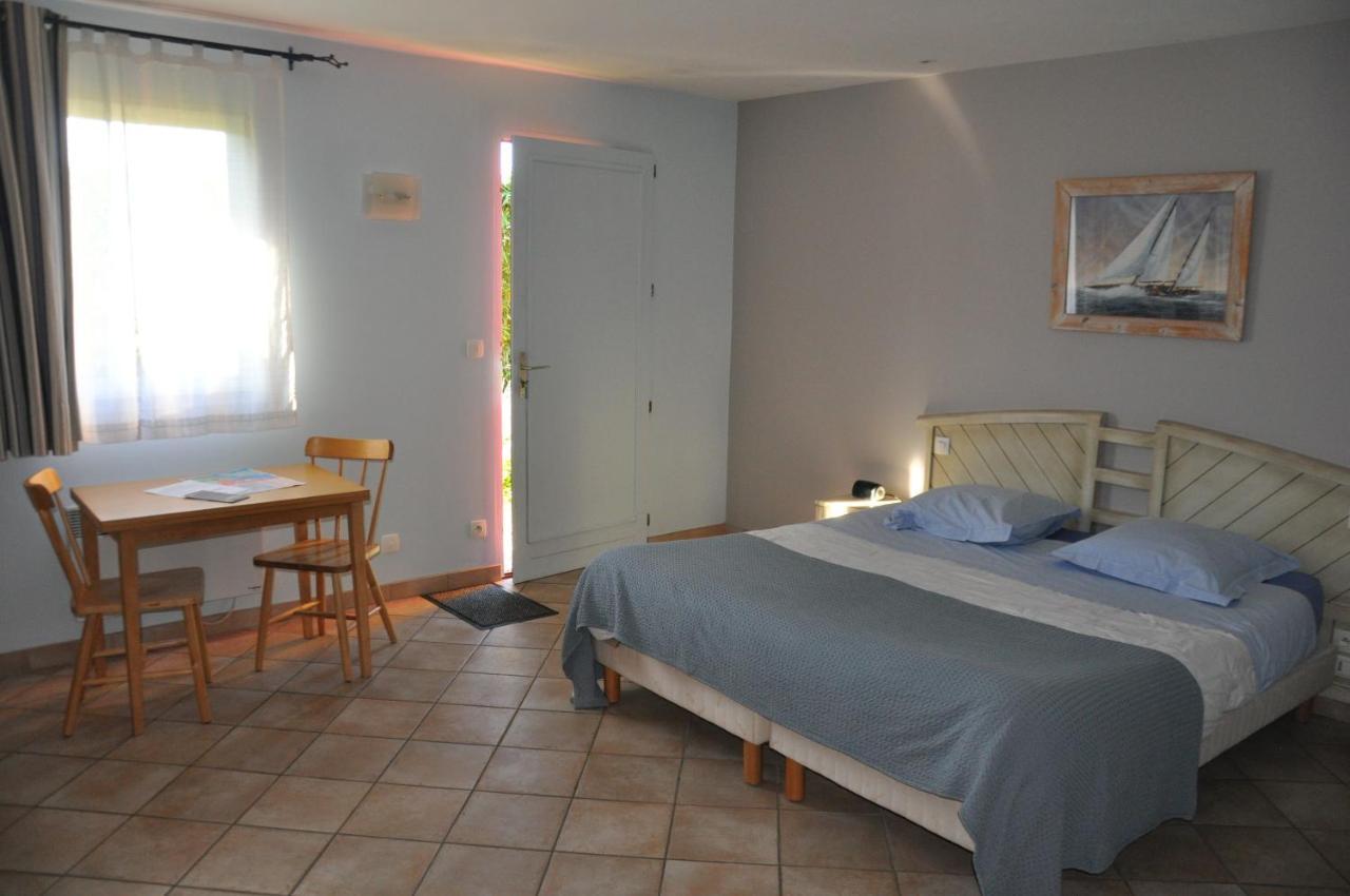 Chambre D'Hotes De L'Estuaire La Rivière-Saint-Sauveur Exterior photo