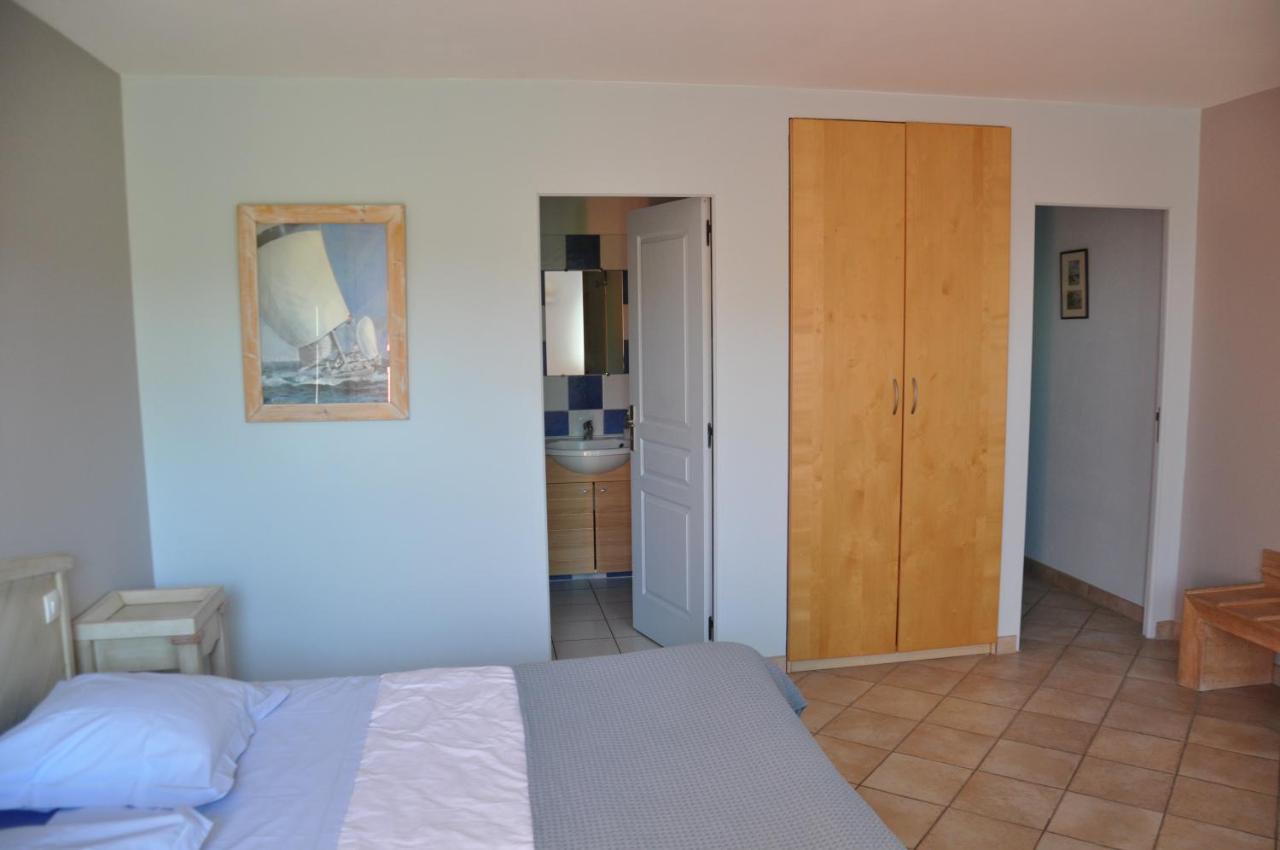 Chambre D'Hotes De L'Estuaire La Rivière-Saint-Sauveur Exterior photo